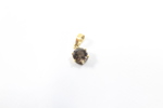 Anheng i 14 karat gull med sten.