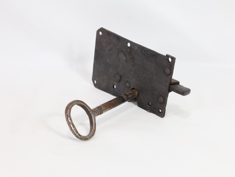 Eldre lås med nøkkel