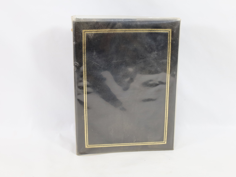 Perm med diverse utenlandske sedler 