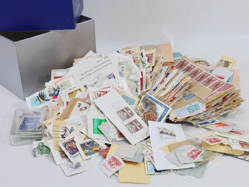 Lott med frimerker