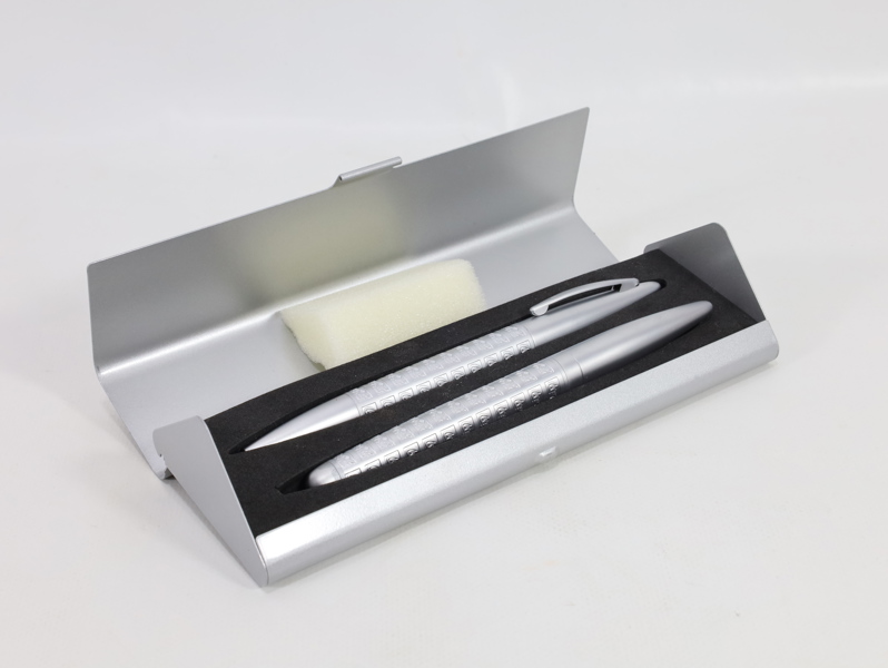 2 st Coca Cola penner i eske