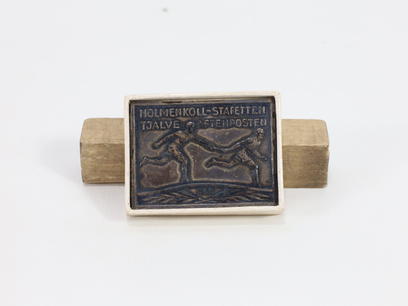 Holmenkollstafetten merke 1936