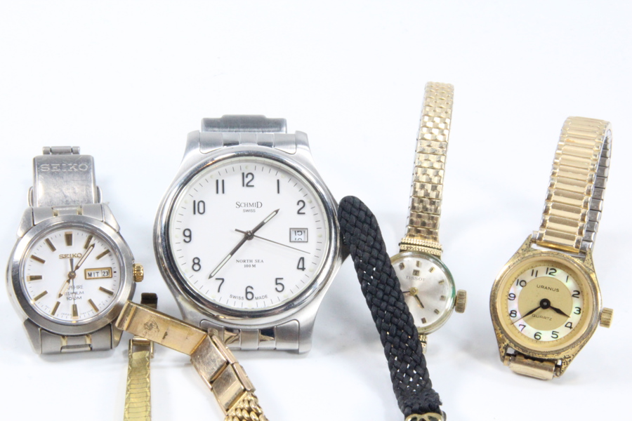 Lott med diverse klokker.