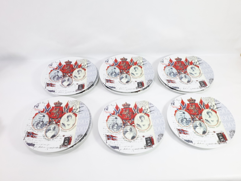 Sett med 10 minneplatter Norge 1905–2005, Porsgrund Porselen
