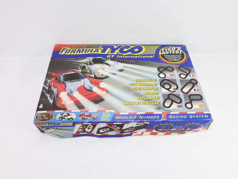 Formula Tyco GT International racingsett – 1:87 skala, med biler og banedeler (1980/90-tallet)
