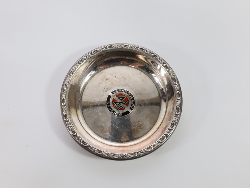 Reklamefat i sølv – DBS / Jonas Øglænd Sandnes, stemplet 830S EC