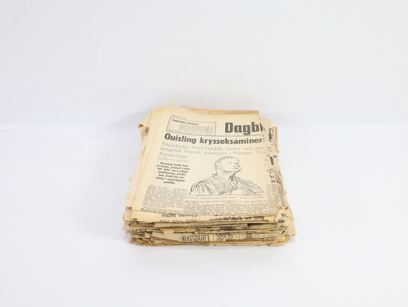 Lott med krigs aviser