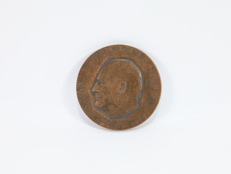 Minnemedalje i bronse – Kong Olav V (1903–1973)
