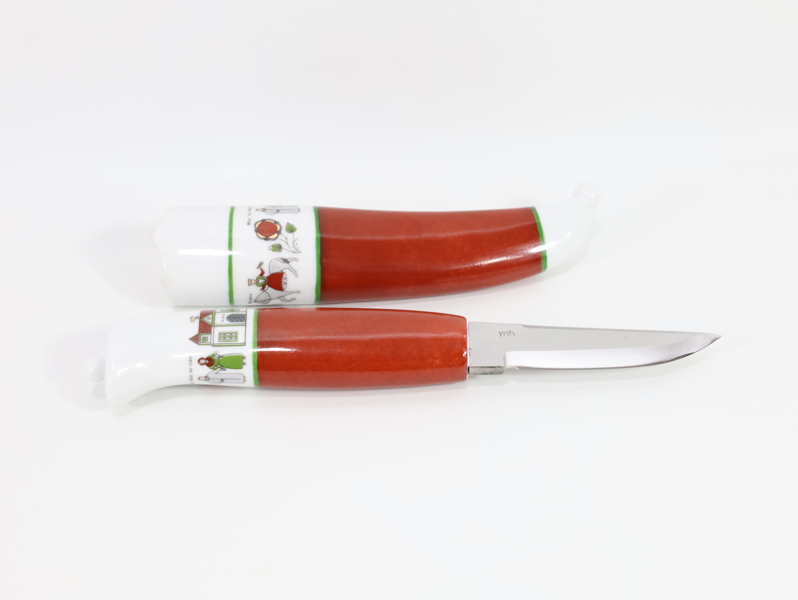 Porsgrund porselenskniv – Nordisk dekor av Astrid Gunnersen, blad av Morten Haugsrud
