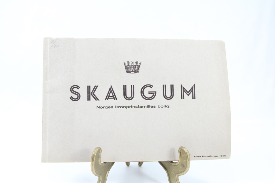 "Skaugum – Norges kronprinsfamilies bolig" – Abel’s Kunstforlag – 1930-tallet

