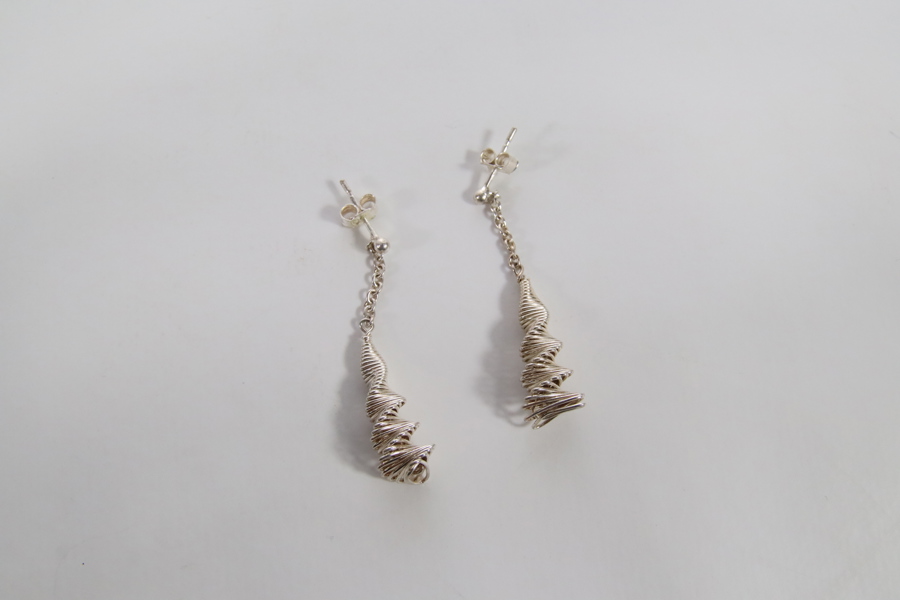 Øredobber i sølv 925 med spiraldesign