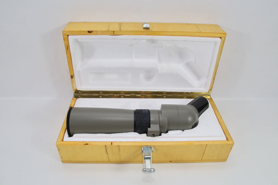 Bushnell Spacemaster 45° teleskop i Elkem-trekasse
