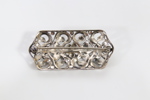 Antikk sølvbrosje med blomsterornament – stemplet 830S

