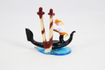 Glassfigur – gondol med roer, håndlaget kunstglass
