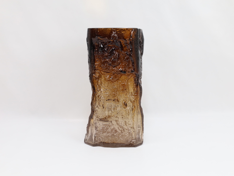 Kaj Blomqvist for Kumela, Finland – brutalistisk glassvase
