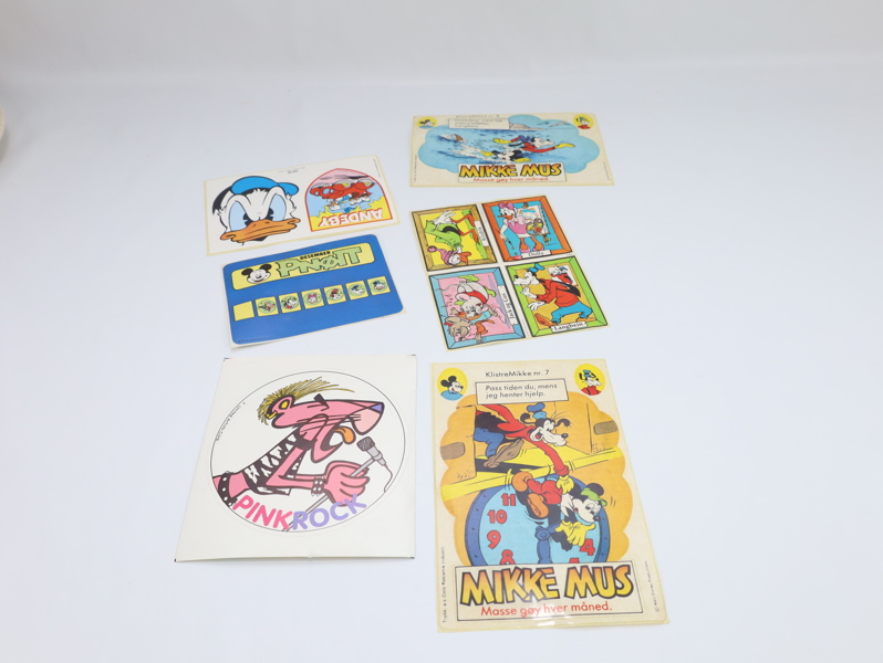 Samlelot Disney & Pink Panther klistremerker – Mikke Mus, Donald, Pink Rock (1970–80-tallet)
