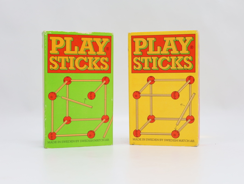 Play Sticks – svensk byggeleke fra Swedish Match AB, 1960–70-tallet (2 esker)
