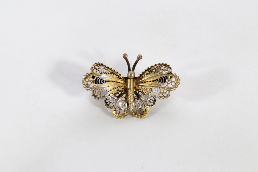 Sommerfugl-brosje i 800-sølv med filigran
