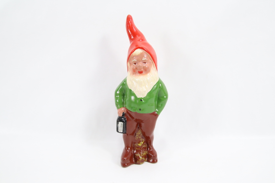 Tysk nissefigur med lykt
