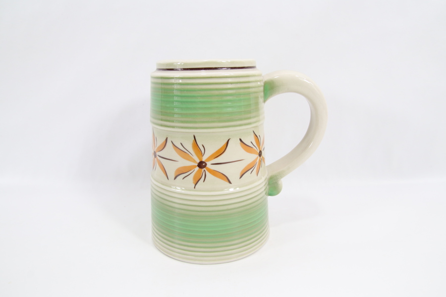 Porsgrund Porselen – Krus designet av Nora Gulbrandsen