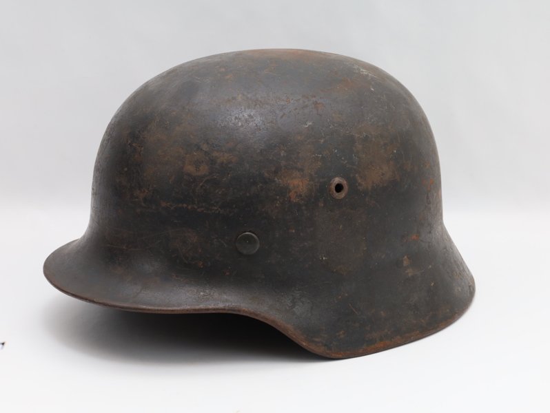Tysk stålhjelm M40 – original, brukt under 2. verdenskrig