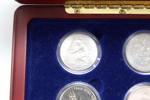 Norges 5-kroners minnemynter – komplett sett i etui
