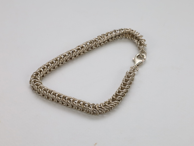 Armbånd i 925 sølv – rundvevd panserlenke, lengde 19,5 cm
