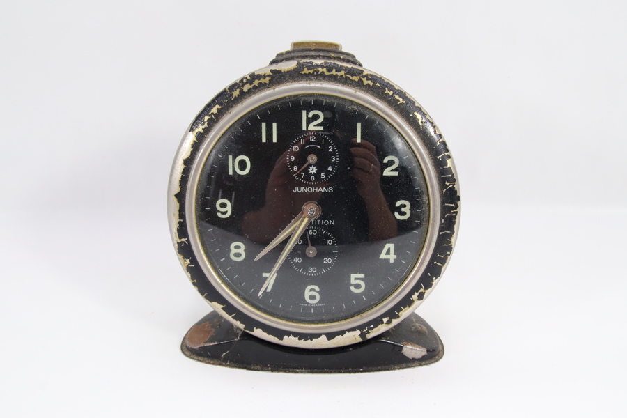 Junghans mekanisk vekkerklokke – svart urskive