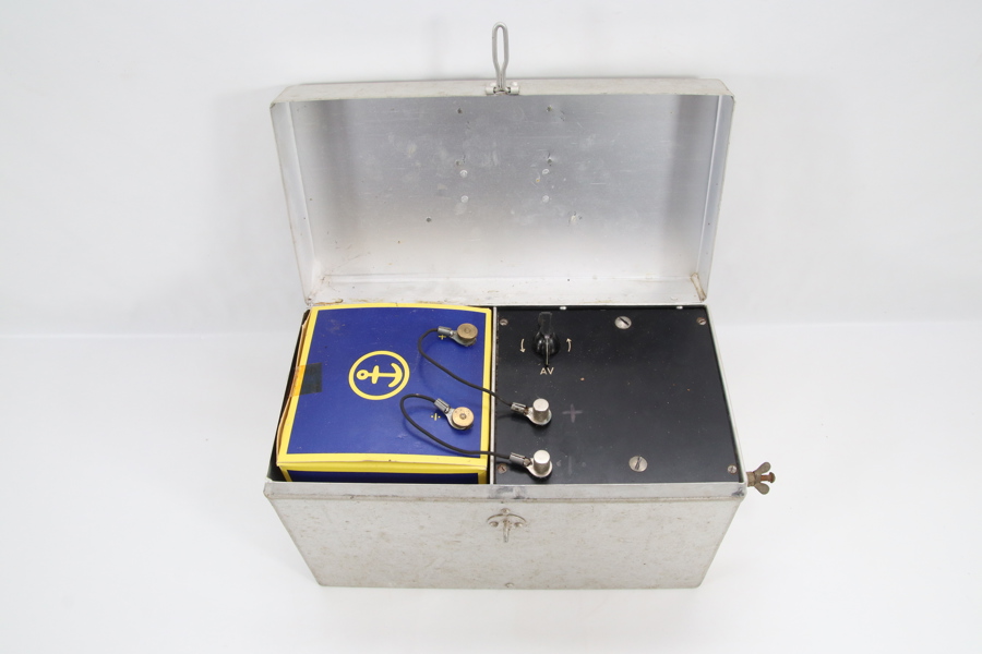 Vintage «GJETEREN» elektrisk gjerdeapparat – Brødrene Trægde Drammen