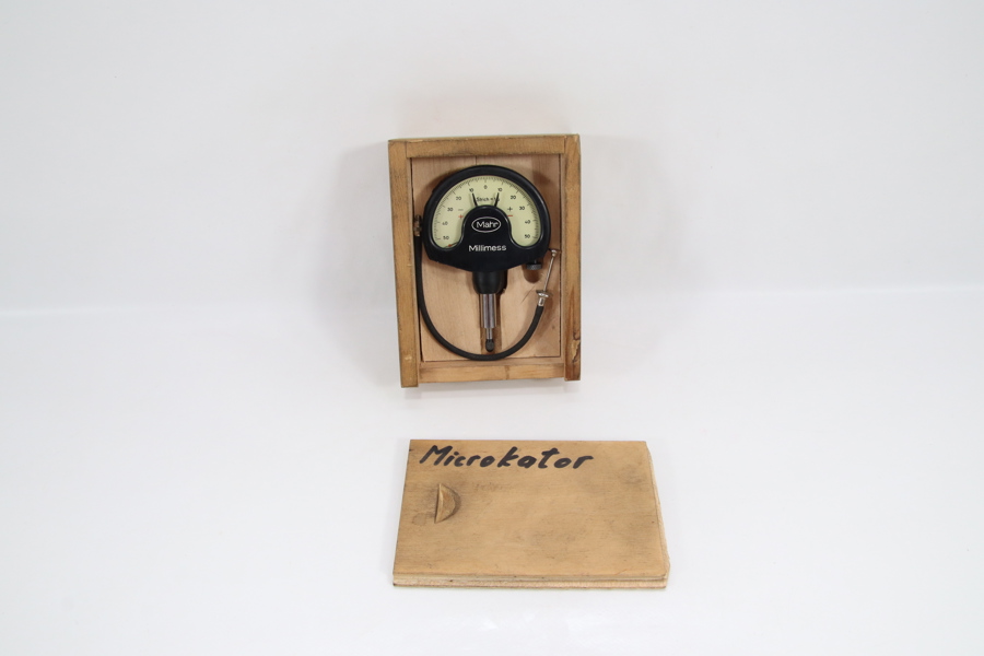 Mahr Millimess måleinstrument – Microkator i treetui