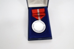 Norsk militær medalje – For Forsvaret, For fortjenester
