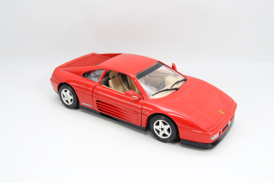 Ferrari 348 TB modellbil i skala 1:24 – Burago
