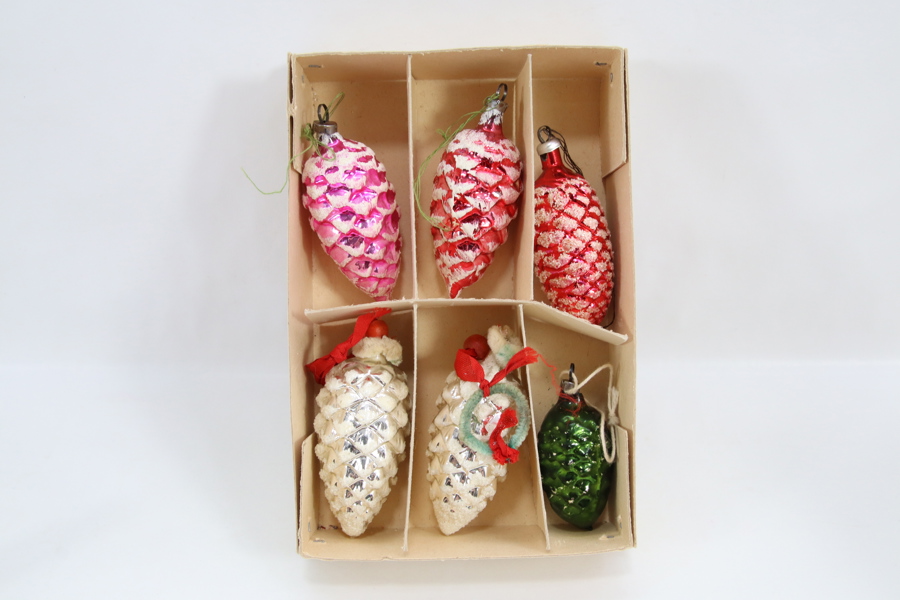 Vintage julepynt i glass – kongler, assorterte farger
