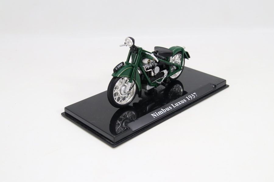Nimbus Luxus 1937 modellmotorsykkel med sokkel