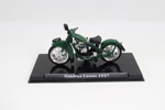 Nimbus Luxus 1937 modellmotorsykkel med sokkel