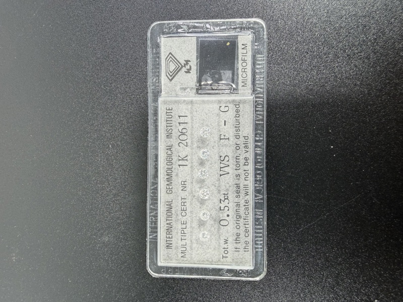 Seks løse briljantslipte diamanter – IGI-sertifisert – Antwerpen 1984