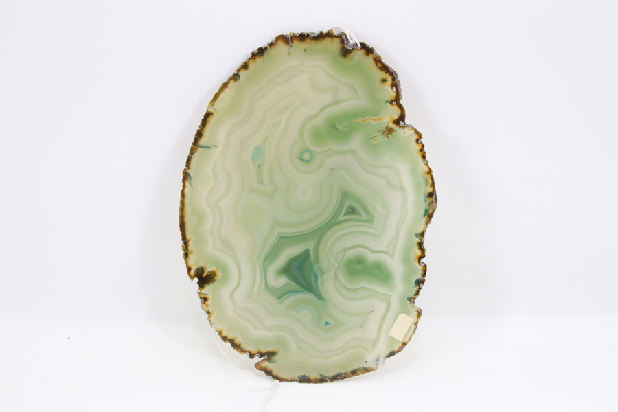 Dekorativ steinskive med naturlig mønster
