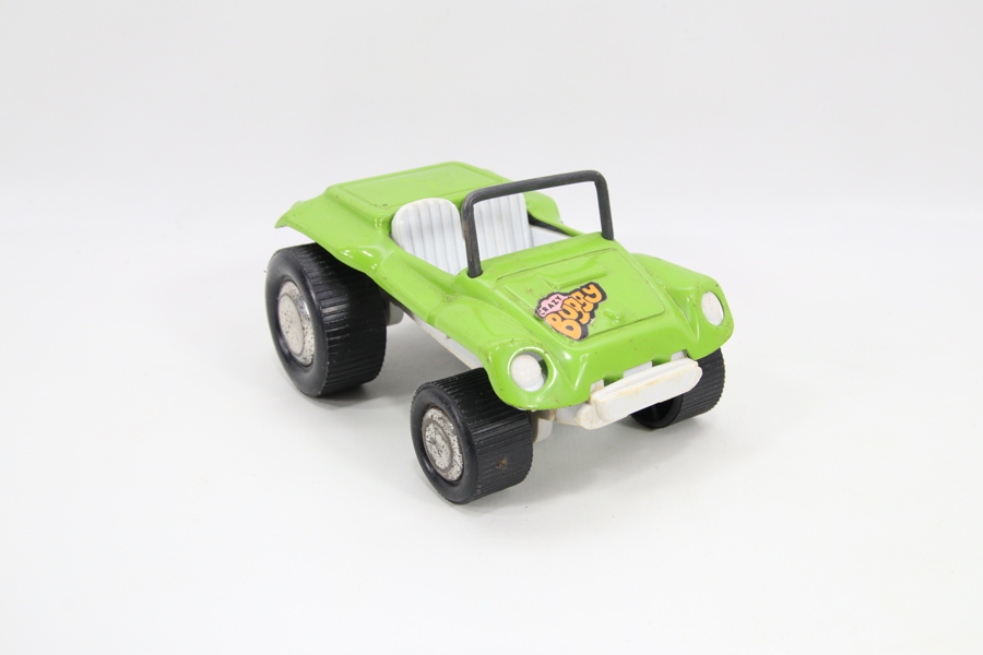 Vintage leke-buggy i metall og plast – grønn modell
