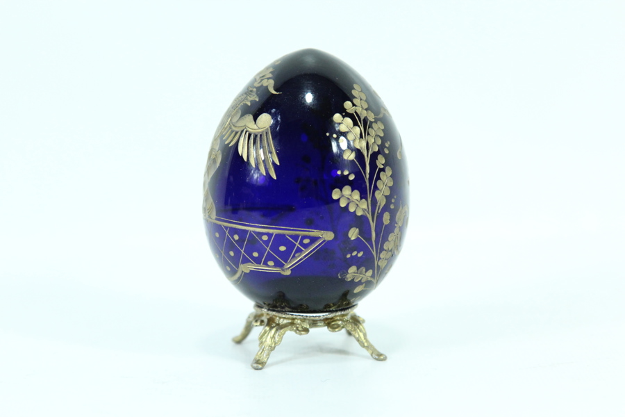 Faberge modern glass egg - Rikt utsmykket.