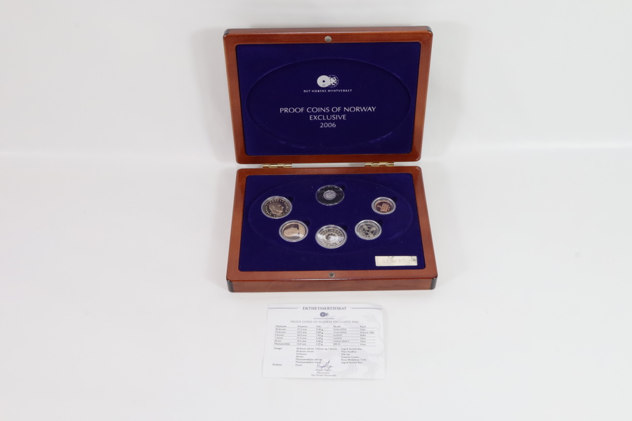 Proof coins of Norway 2006 med medalje i Platina