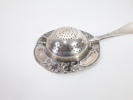 Opphøiet Rose tesil i sølv 830 / Raised Rose tea strainer in 830 silver