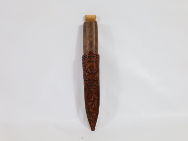 M. Mostad kniv med slire 