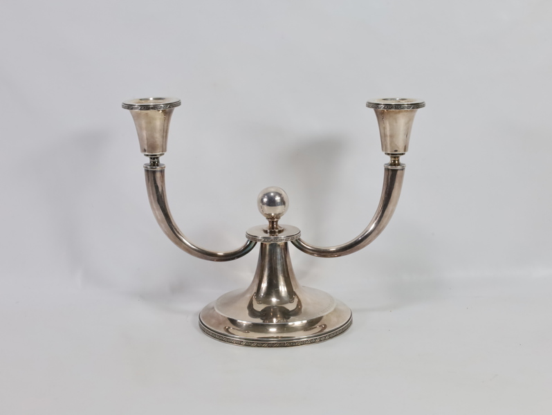 To armet lysestake sølv 830s